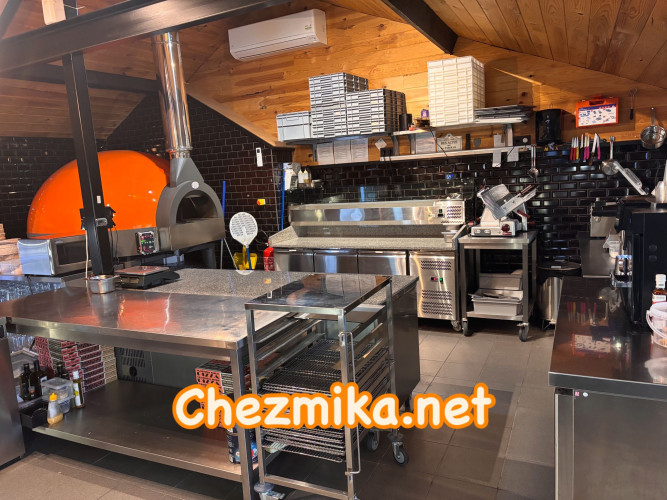 Chez Mika